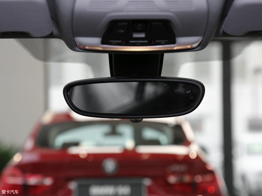 2016RX1 sDrive18Li r