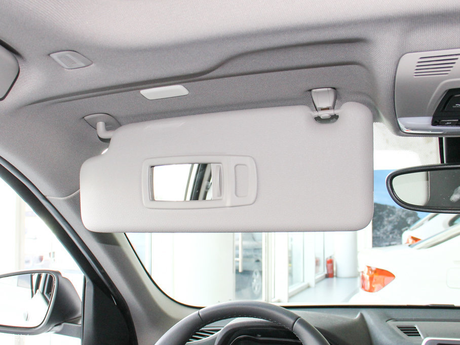 2016��RX1 sDrive18Li ������