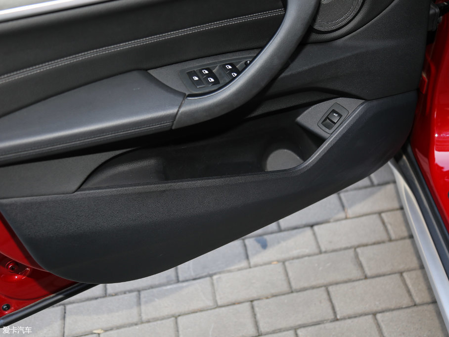 2016RX1 sDrive18Li A