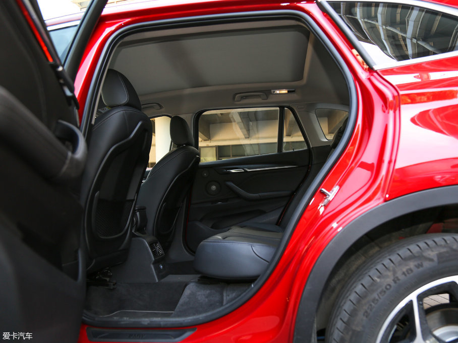 2016RX1 sDrive18Li A