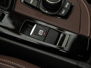 2016sDrive18Li A v܇Ƅ