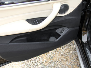 2016xDrive25Li A ǰTg