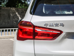 2016款xDrive20Li 豪华型 尾灯