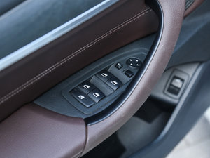 2016款xDrive20Li 豪华型 主驾车窗控制区	