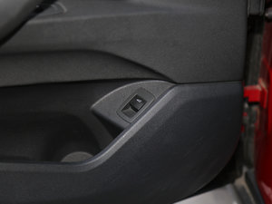 2016sDrive18Li A п؅^