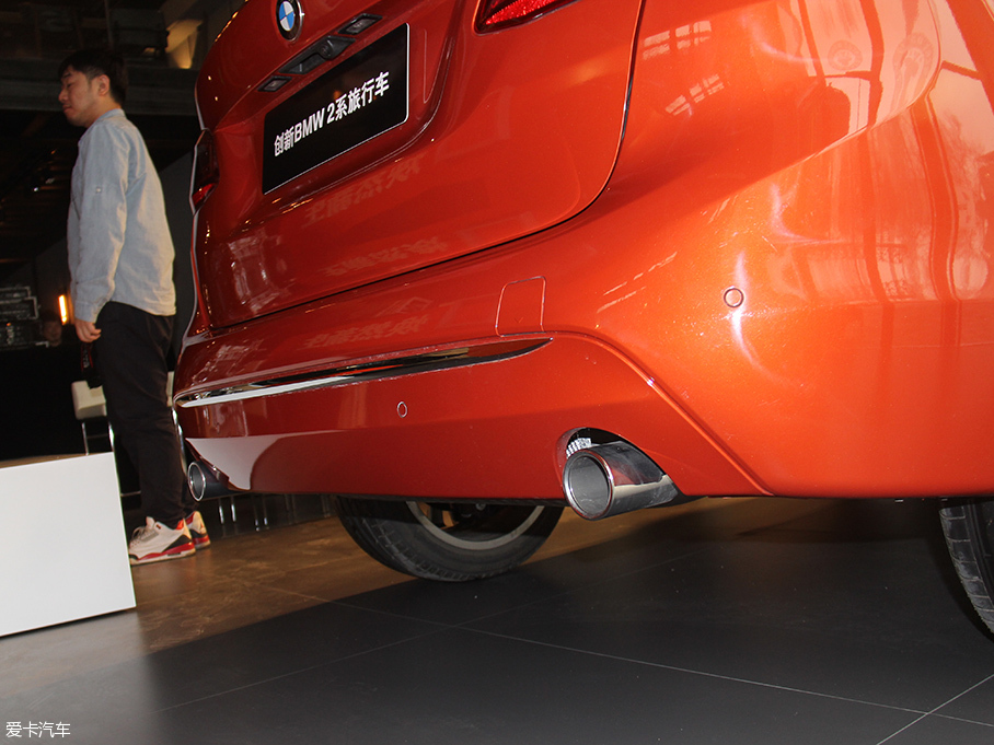 2016��R2ϵ����܇ 220i ���A�OӋ���b