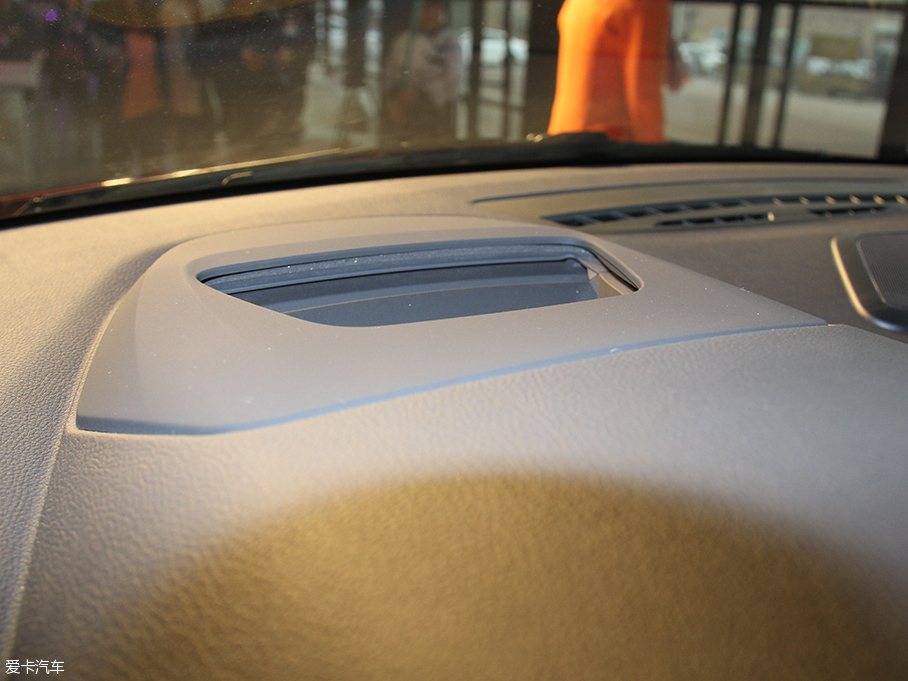 2016��R2ϵ����܇ 220i ���A�OӋ���b