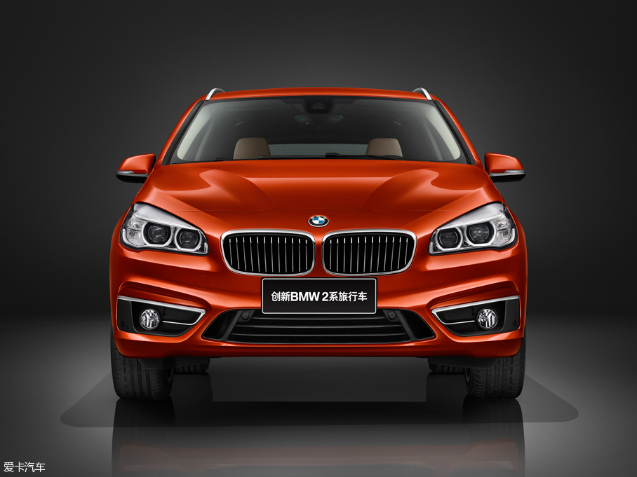 2016R2ϵ܇ 220i AOӋb