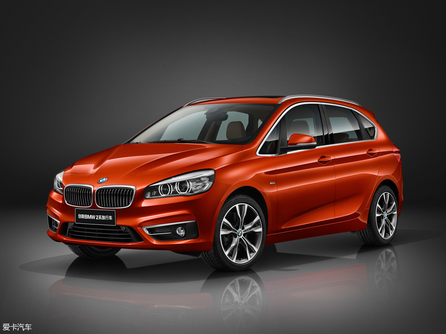 2016R2ϵ܇ 220i AOӋb