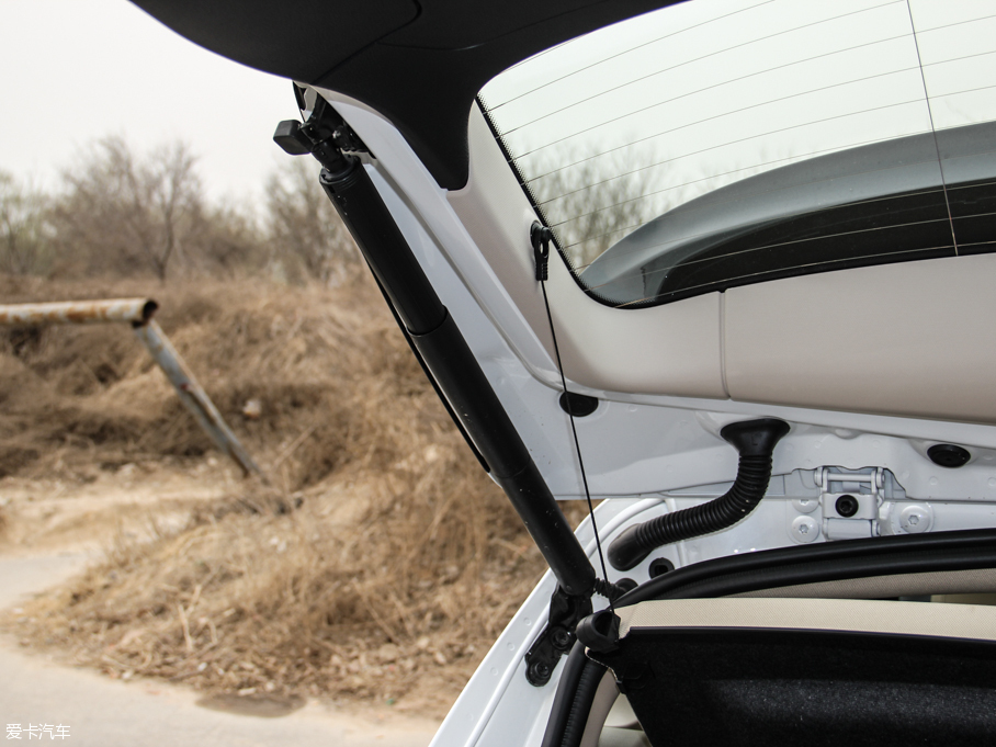 2016R2ϵ܇ 220i I