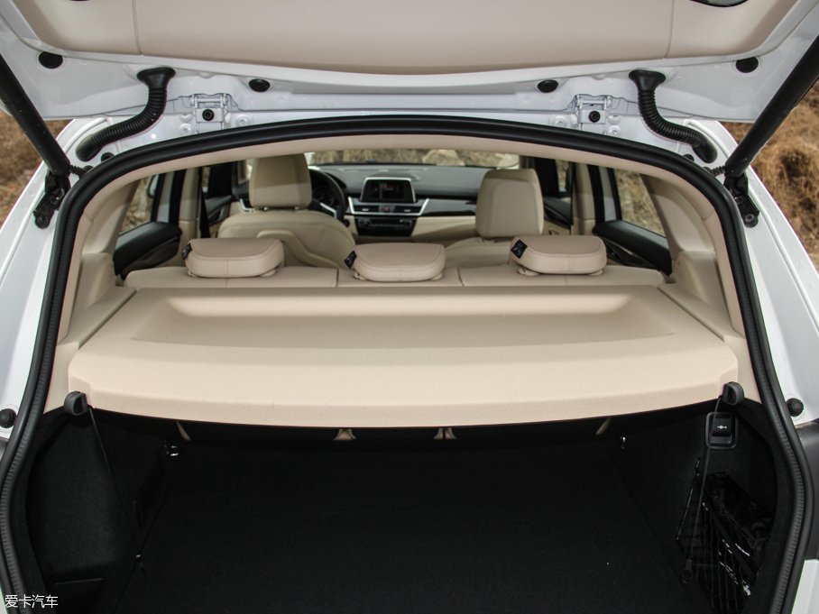 2016R2ϵ܇ 220i I(lng)