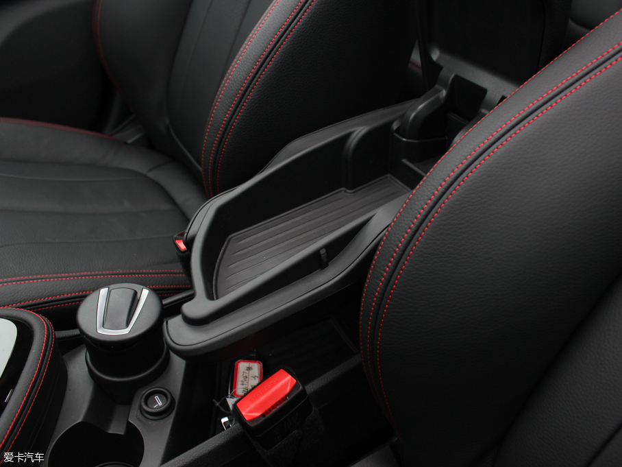 2016R2ϵ܇ 220i AO(sh)Ӌ(j)b