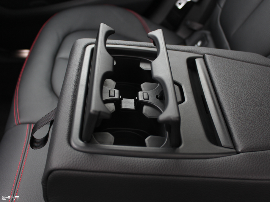 2016R2ϵ܇(ch) 220i AO(sh)Ӌ(j)b