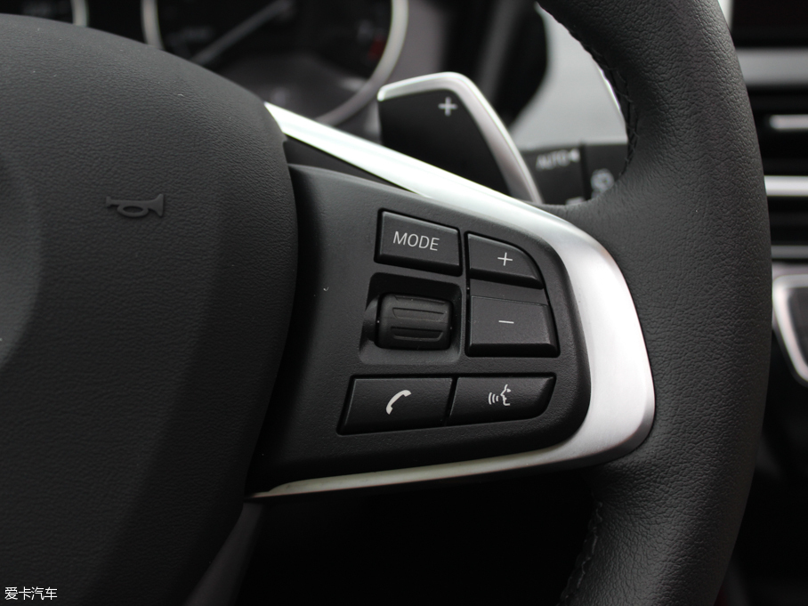 2016R2ϵ܇ 220i AOӋb