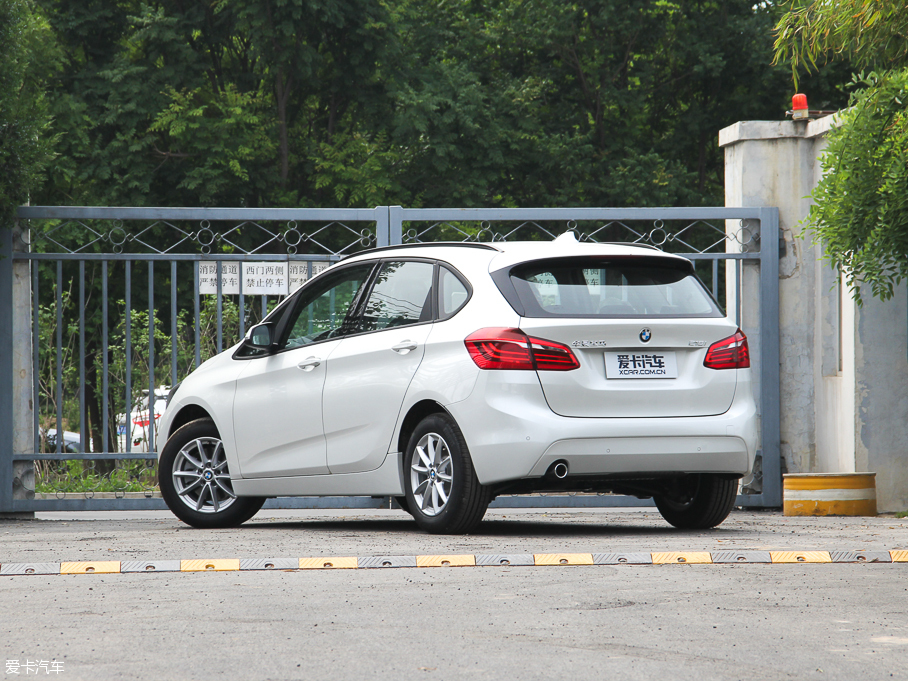 2016R2ϵ܇ 218i r