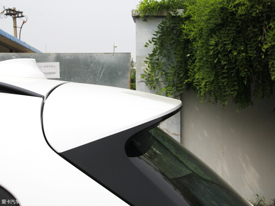 2016R2ϵ܇ 218i r