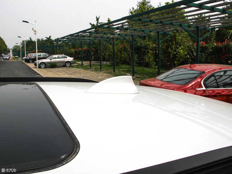 2016R2ϵ܇ 218i r