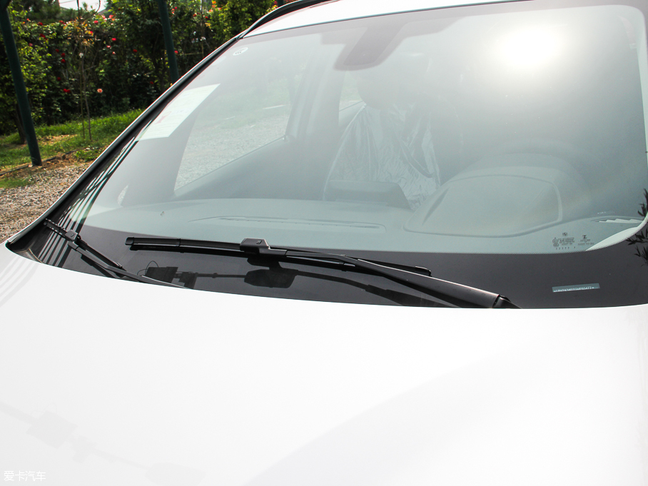 2016R2ϵ܇ 218i r