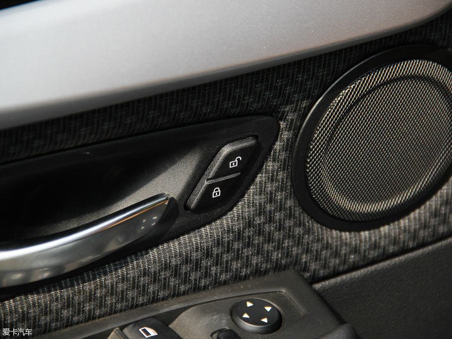 2016R2ϵ܇ 218i r