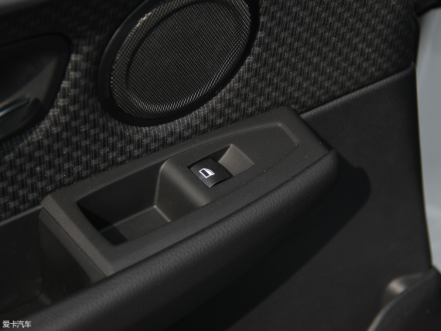 2016R2ϵ܇ 218i r