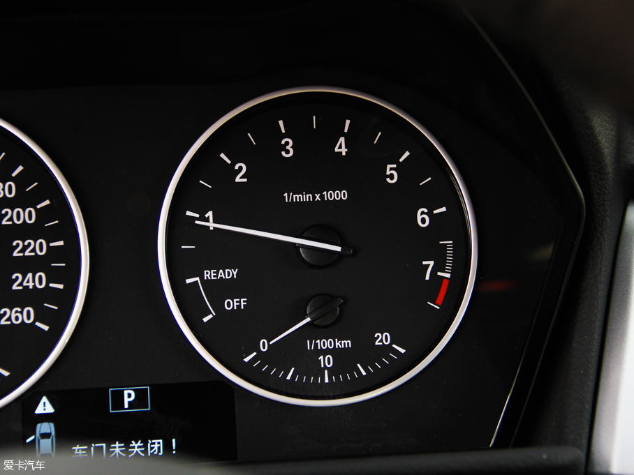 2016��R2ϵ����܇ 218i �r����