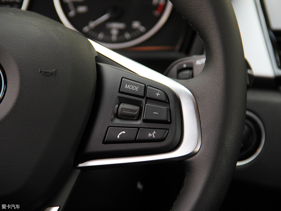 2016��R2ϵ����܇ 218i �r����