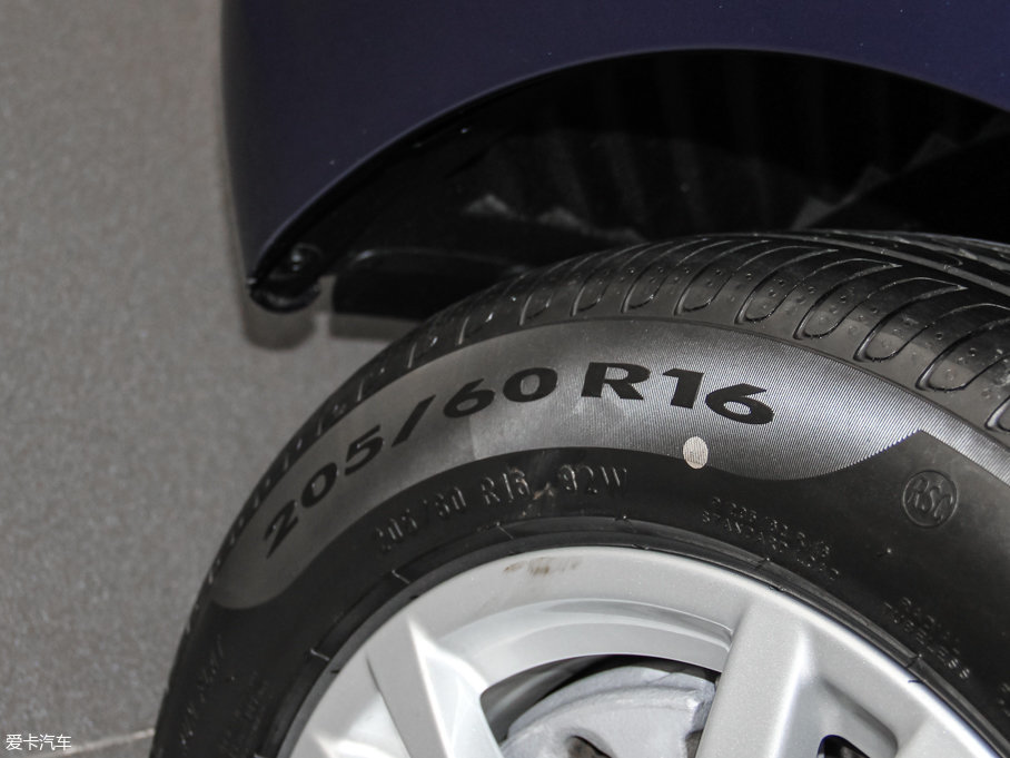 2016R2ϵ܇ 218i I(lng)