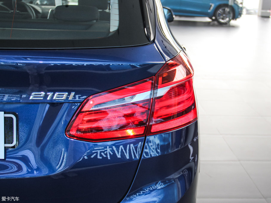 2016R2ϵ܇ 218i I