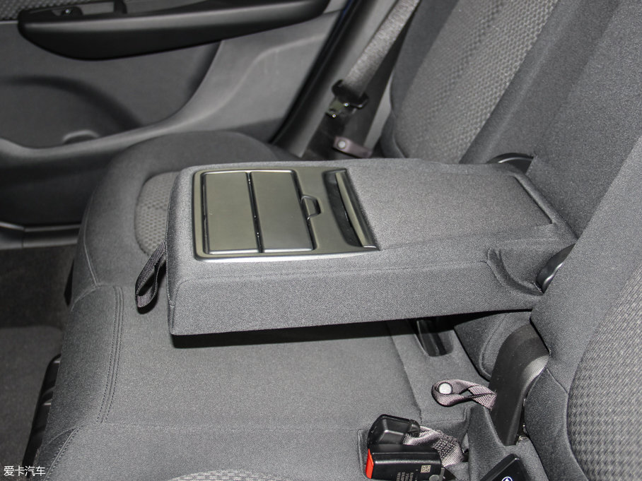 2016R2ϵ܇ 218i I