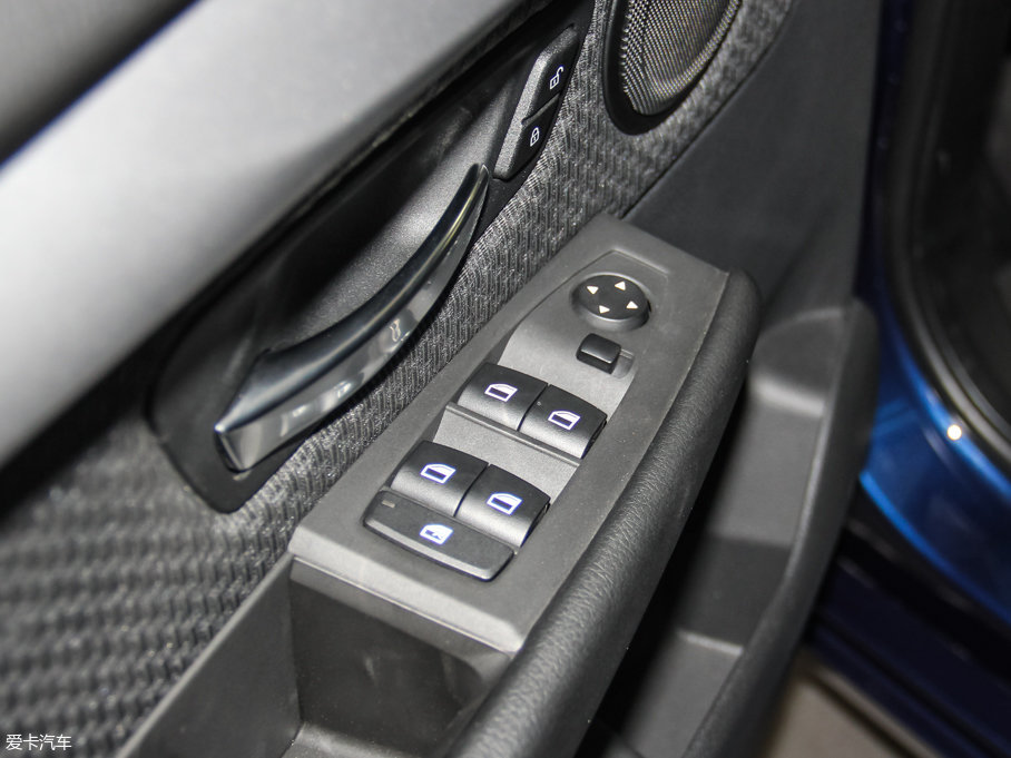 2016R2ϵ܇ 218i I