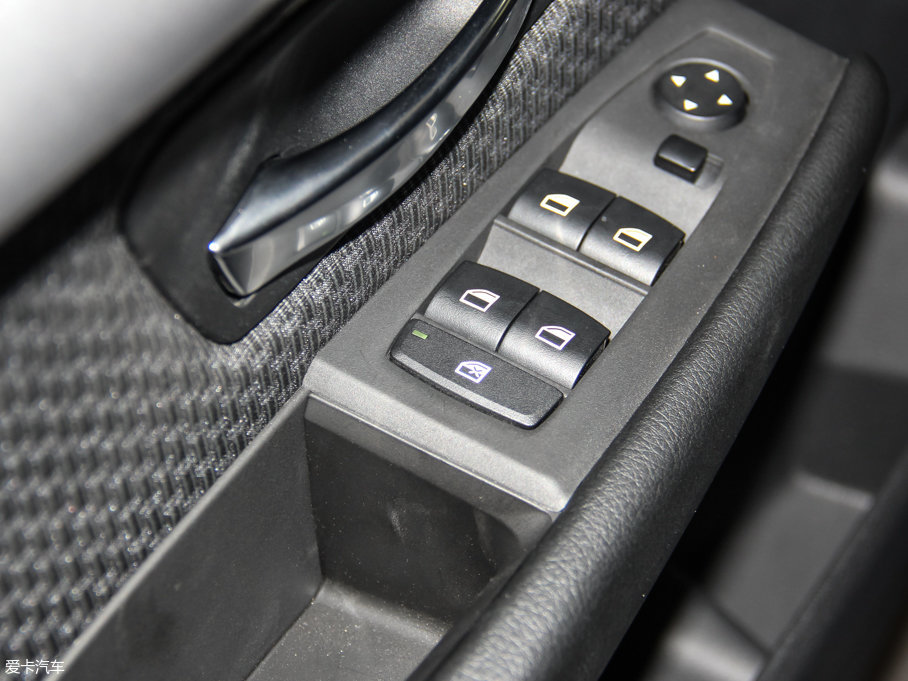 2016R2ϵ܇ 218i I(lng)