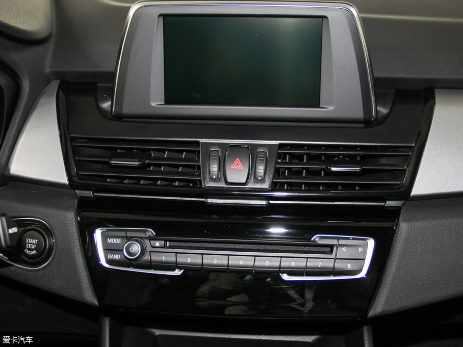 2016R2ϵ܇ 218i I