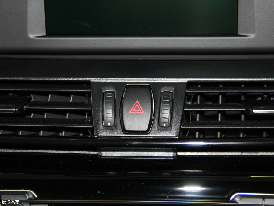 2016R2ϵ܇ 218i I