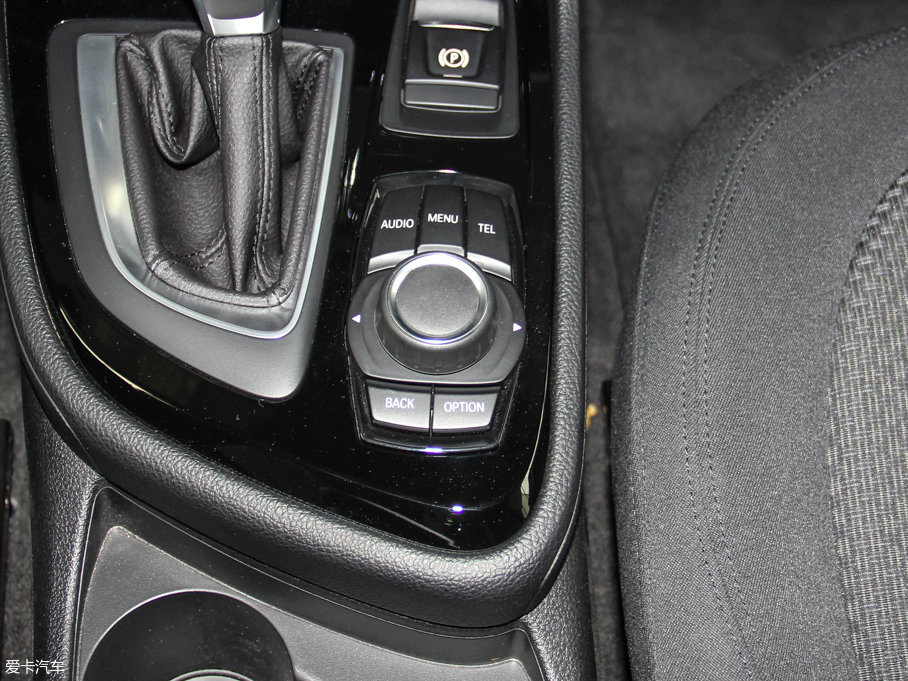 2016R2ϵ܇ 218i I