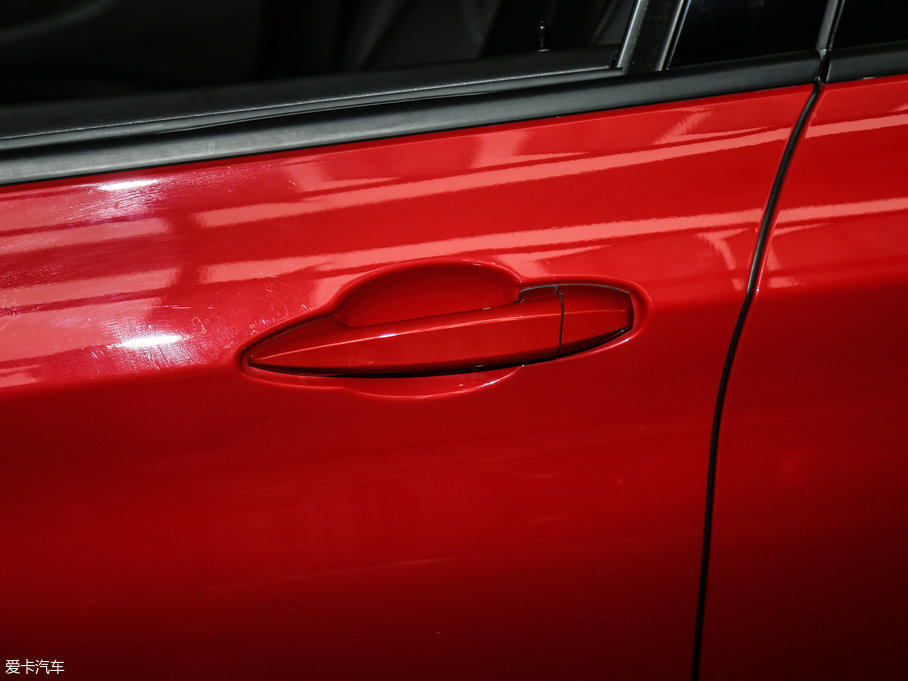 2016R2ϵ܇ 218i I