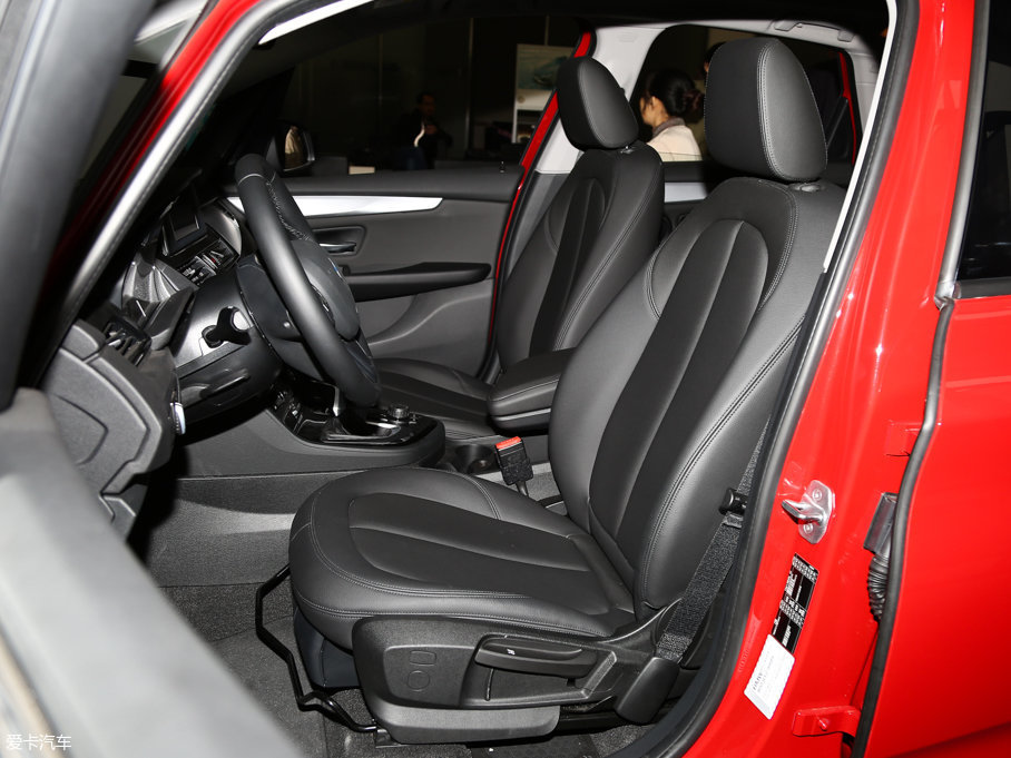 2016R2ϵ܇ 218i I