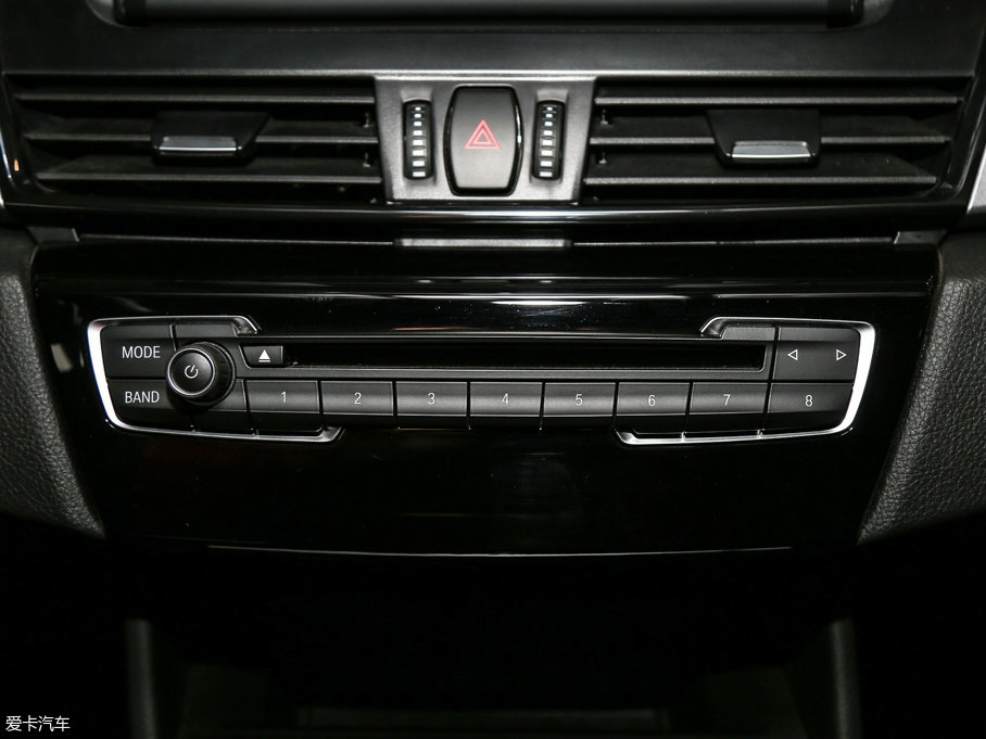 2016R2ϵ܇ 218i I