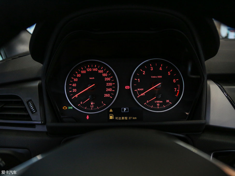 2016R2ϵ܇ 218i \OӋb