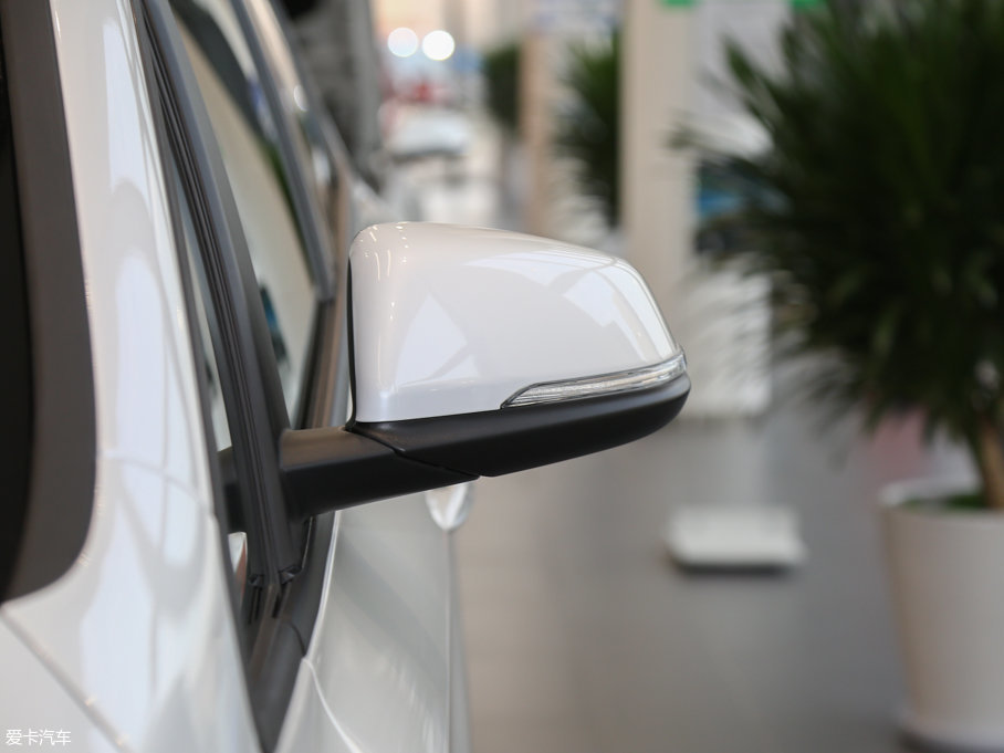 2016R2ϵ܇ 218i I