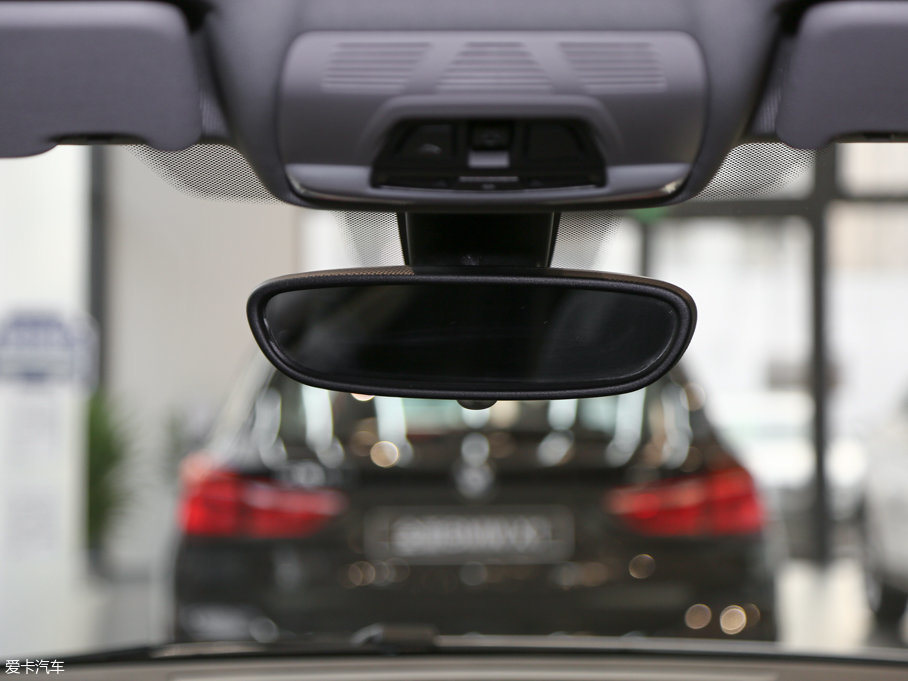 2016R2ϵ܇ 218i I