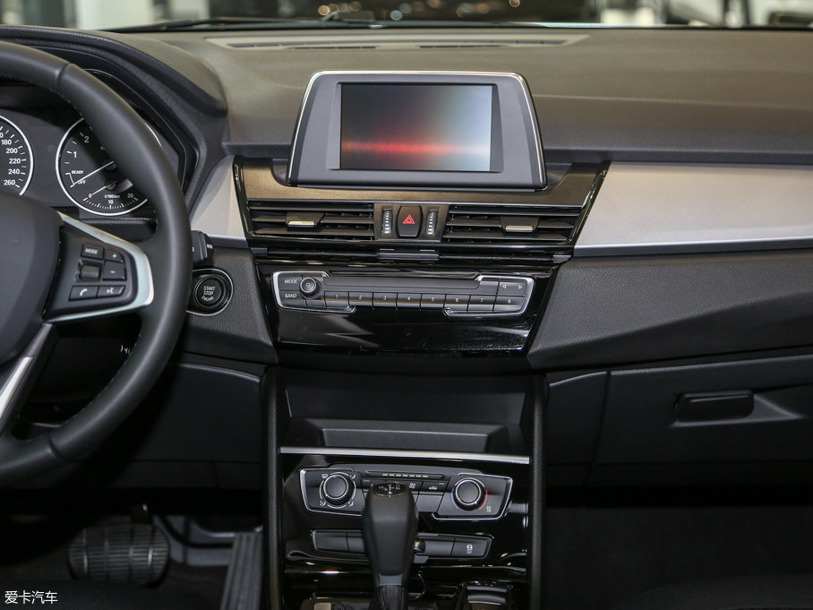 2016R2ϵ܇ 218i I