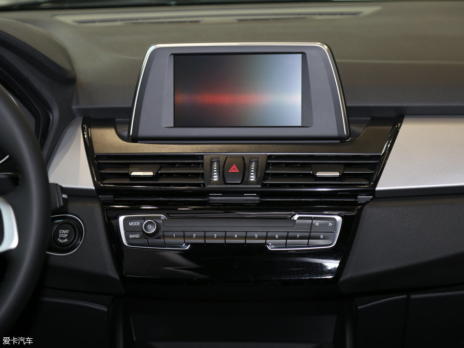 2016R2ϵ܇ 218i I