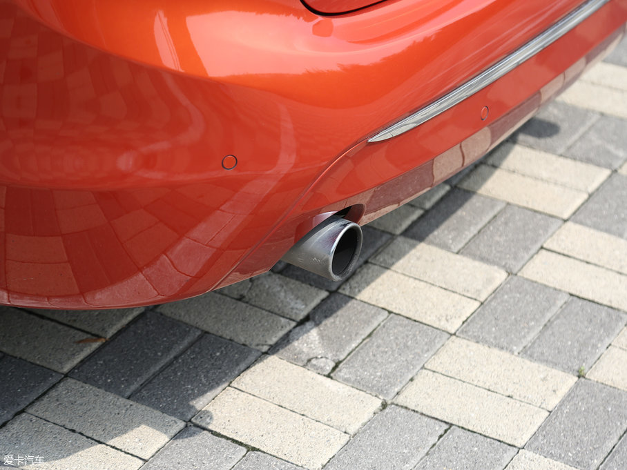 2016R2ϵ܇ 220i AO(sh)Ӌb