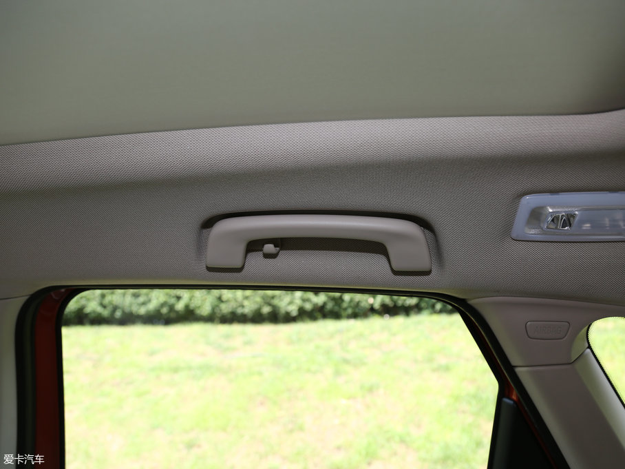 2016R2ϵ܇ 220i AO(sh)Ӌ(j)b