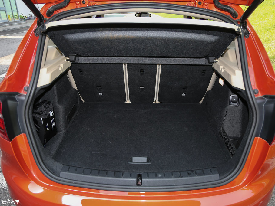 2016R2ϵ܇ 220i AO(sh)Ӌ(j)b