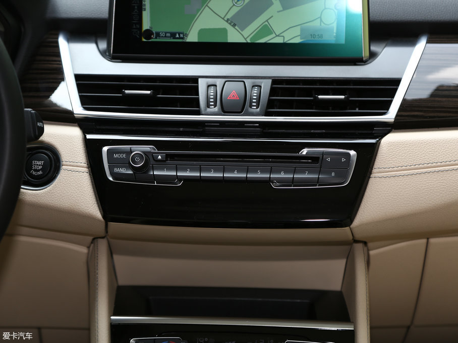 2016R2ϵ܇ 220i AO(sh)Ӌb