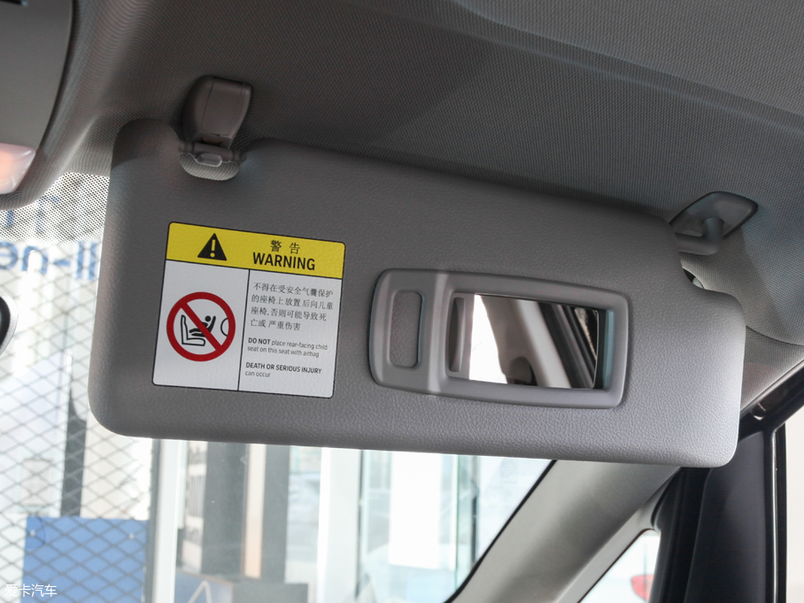 2016R2ϵ܇ 218i I