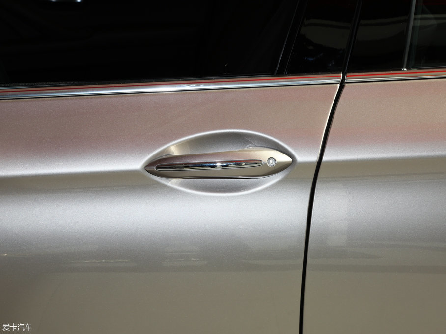 2017R5ϵ 525Li AOӋb