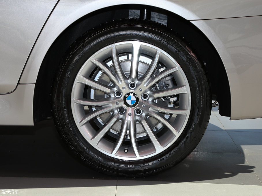 2017R5ϵ 525Li AOӋb