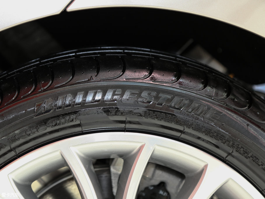 2017R5ϵ 525Li AOӋb